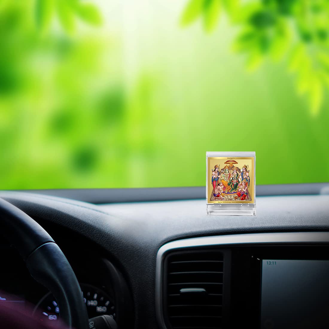 DIVINITI 24K Gold Plated Foil Ram Darbar Idol Photo Frame for Car Dashboard Table Home Office and Door Entrance Decor ACF 3A Hindu Ram bhagwan Murti for Puja and Gift Items Religious 5.8X4.8CM