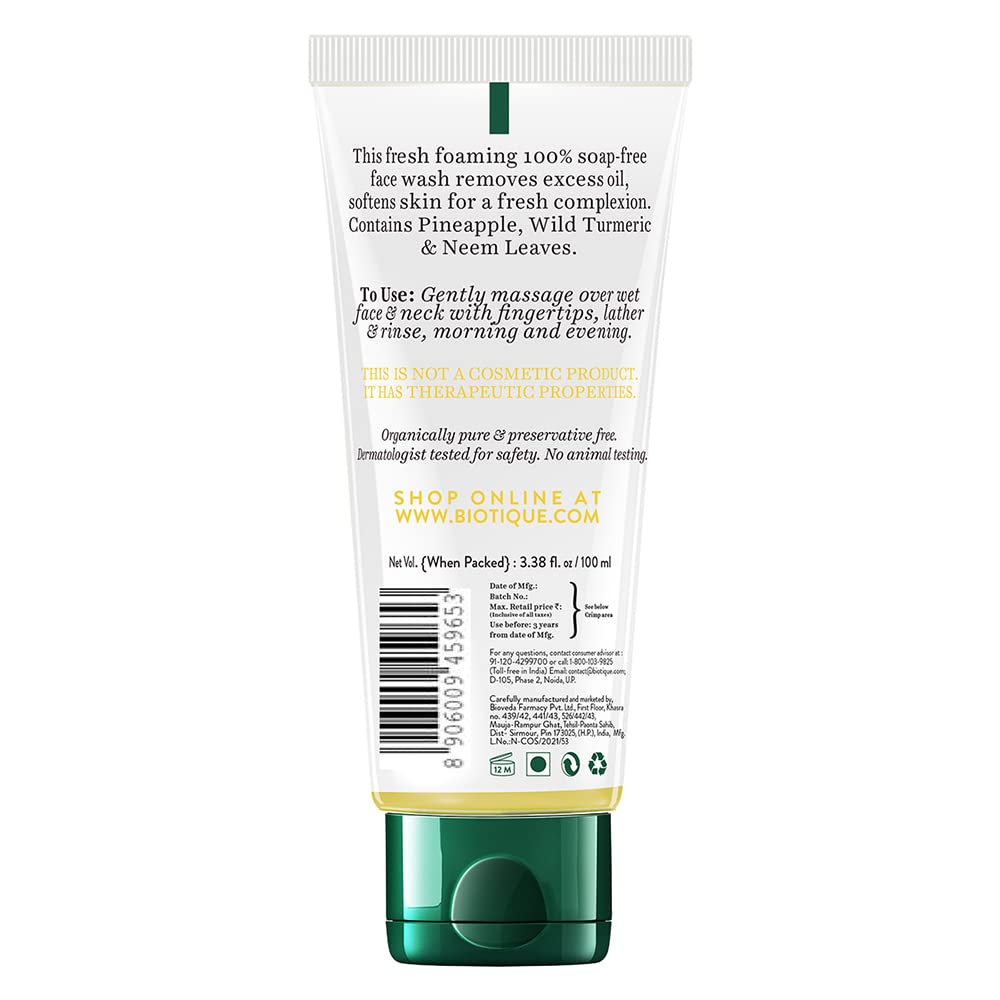 Biotique Pineapple Oil Control Foaming Face Wash | Hydrates dry skin | Eliminates Excess Oil | Evens Skin Tone | 100% Botanical Extracts | Suitable for All Skin Types | 150ml