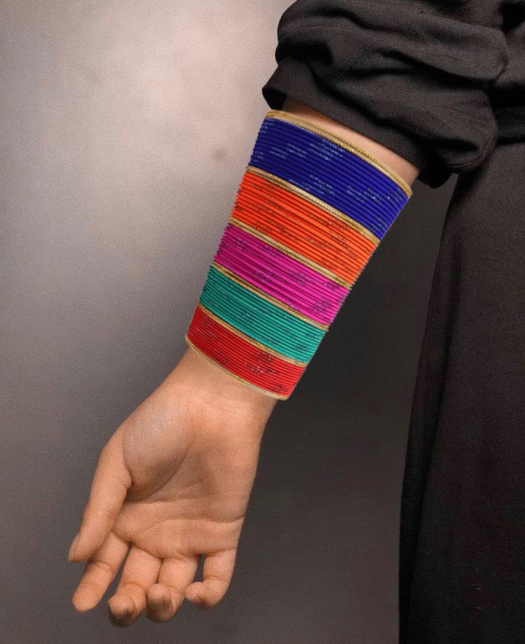 NMII Multi Colour Metal Bangles Combo Set for Women & Girls | Golden Polka Dots & Cutting Design | Plain Chudi Set | Daily Use Bangles