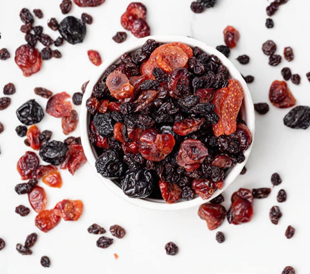 NatureVit Mix Berries Dried Fruits 200 Gram | Blend of Cranberries, Blueberries, Strawberries & Black Currants | Antioxidant-Rich Healthy Snack for Kids & Adults | Tasty, Chewy & Nutritious