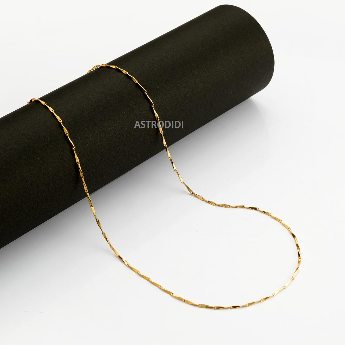ASTRODIDI Gold Plated Chain | 24 Inch Stylish Light Weighted Golden Brass Neck Chain For Girls Women Men Boys (MHC-06)