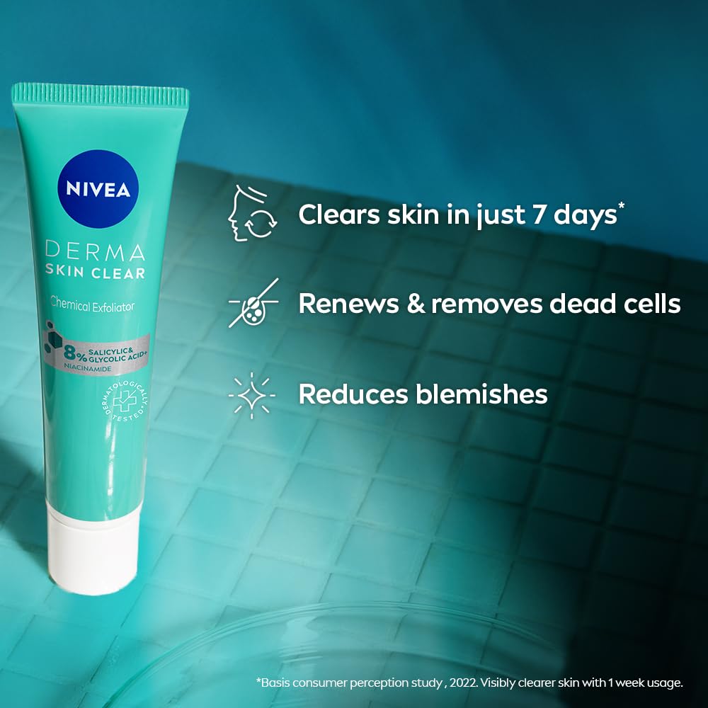 NIVEA Derma Skin Clear Chemical Face Exfoliator with Salicylic Acid, Glycolic Acid & Niacinamide for Acne, Pimples, Blackheads, Acne Marks, Blemish Control, Pore Refining, Clear Skin, Oily Skin, 40 ml