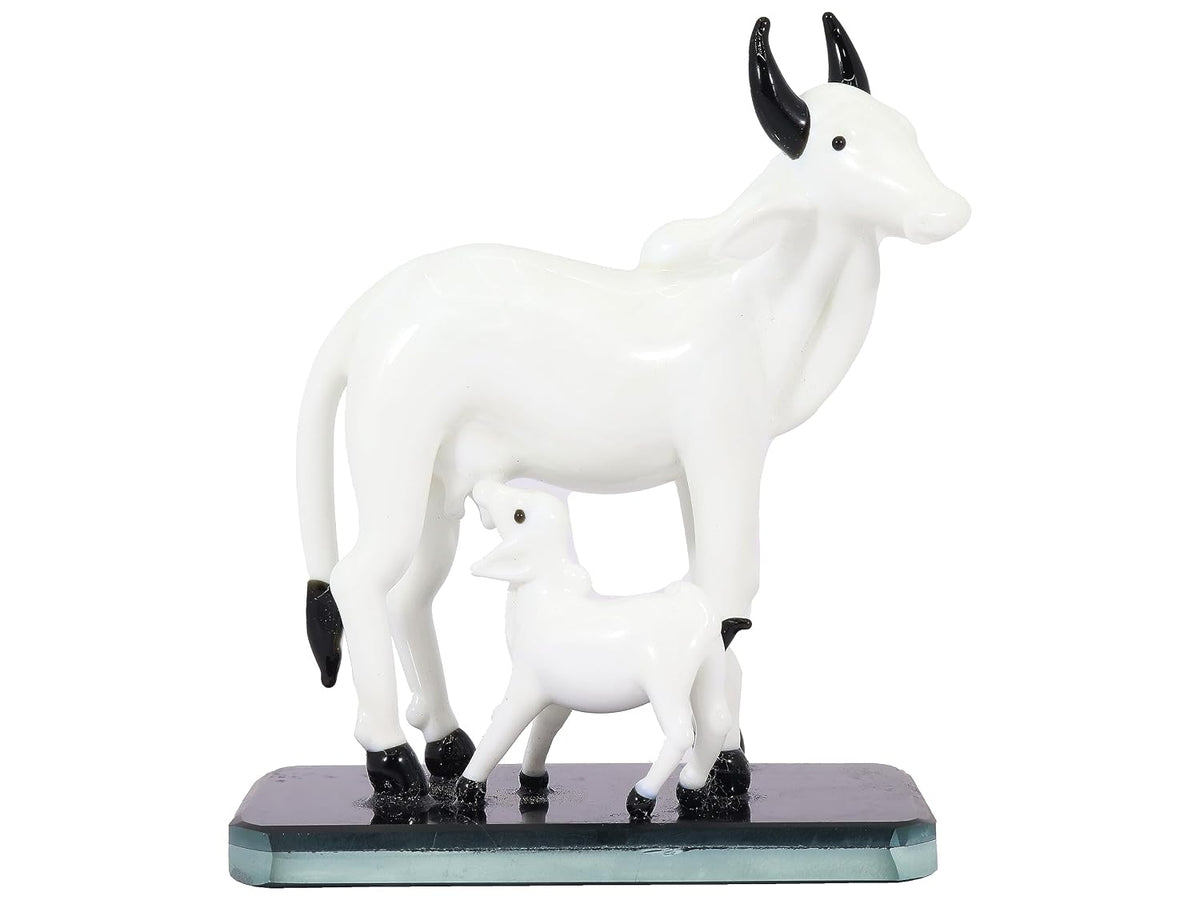 NMII Home & Office Decor Glass Cow with Calf Idols, Figurines, Statue, Cow Showpieces for Decoration | Décorative Items for Living & Bedroom | Gift Items | Cow Miniatures Sculptures | Glass Cow Idols