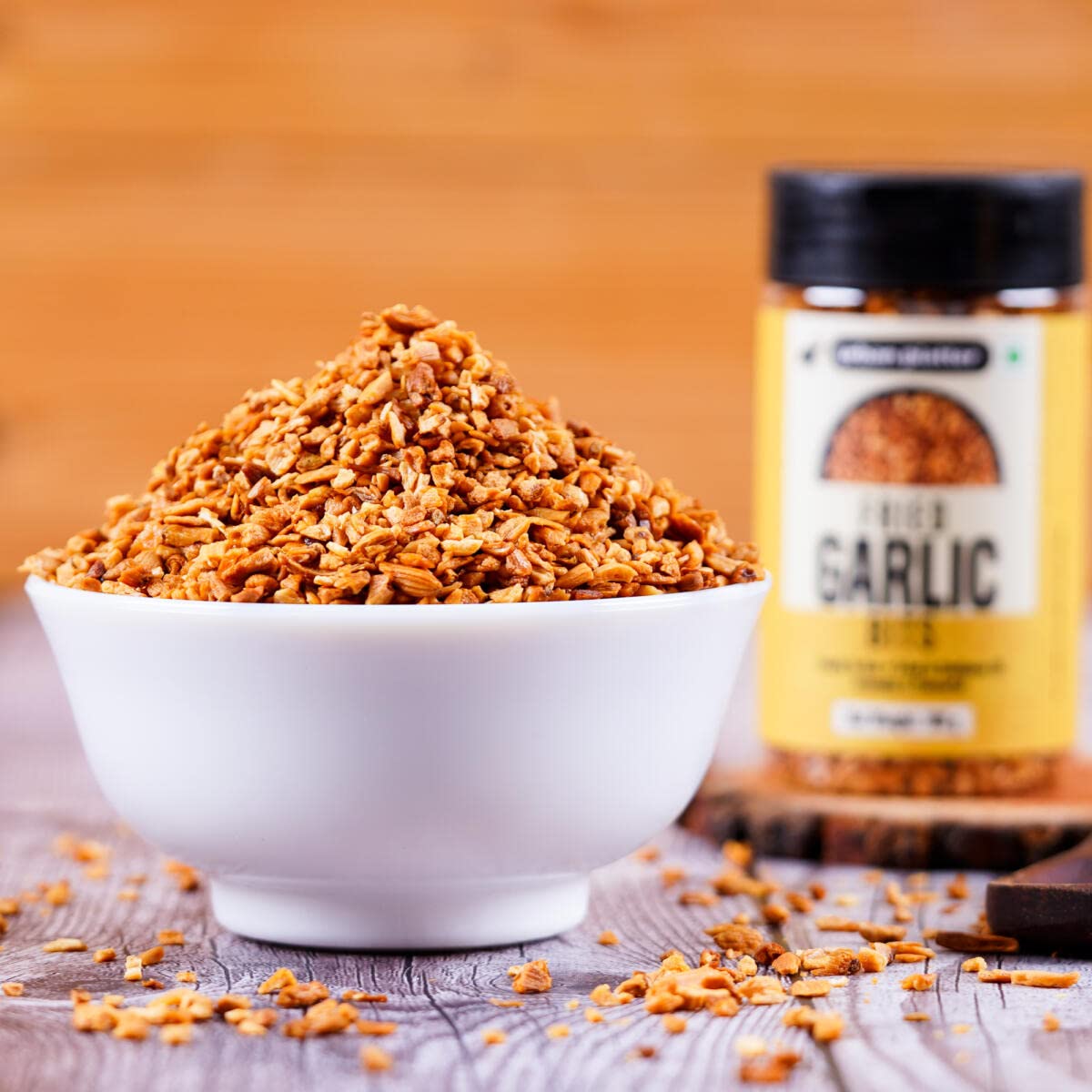 Urban Platter Fried Garlic Bits, 100g (Ready to Use, Fried in Sunflower Oil, Use in curries, sauted Veggies, soups and Dipping sauces)