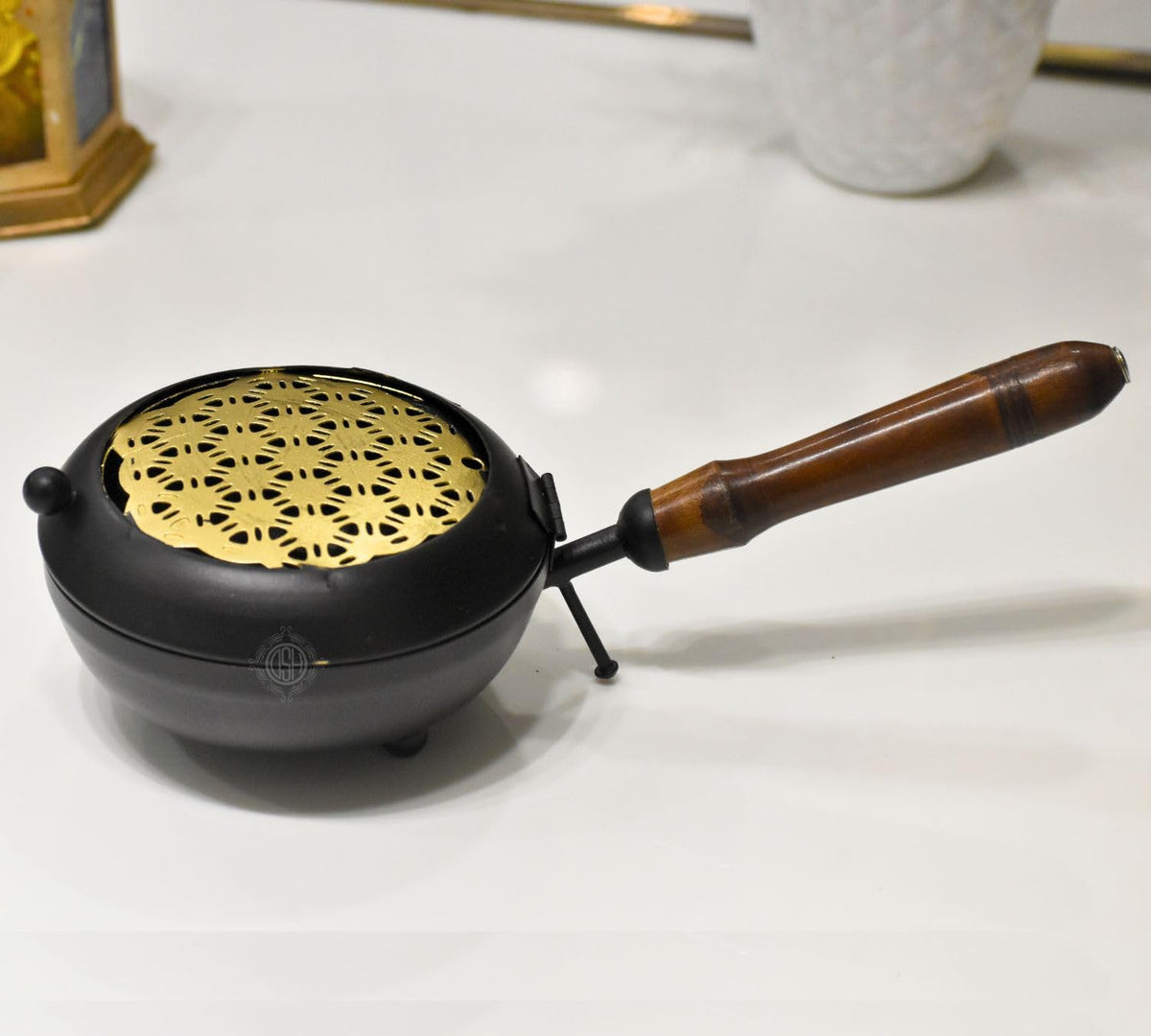 DSH Metal Incense Loban Burner with Handle, Dhoop Dhuni Sambrani Dhoop Burner and Home Office Temple Prayer Butler.