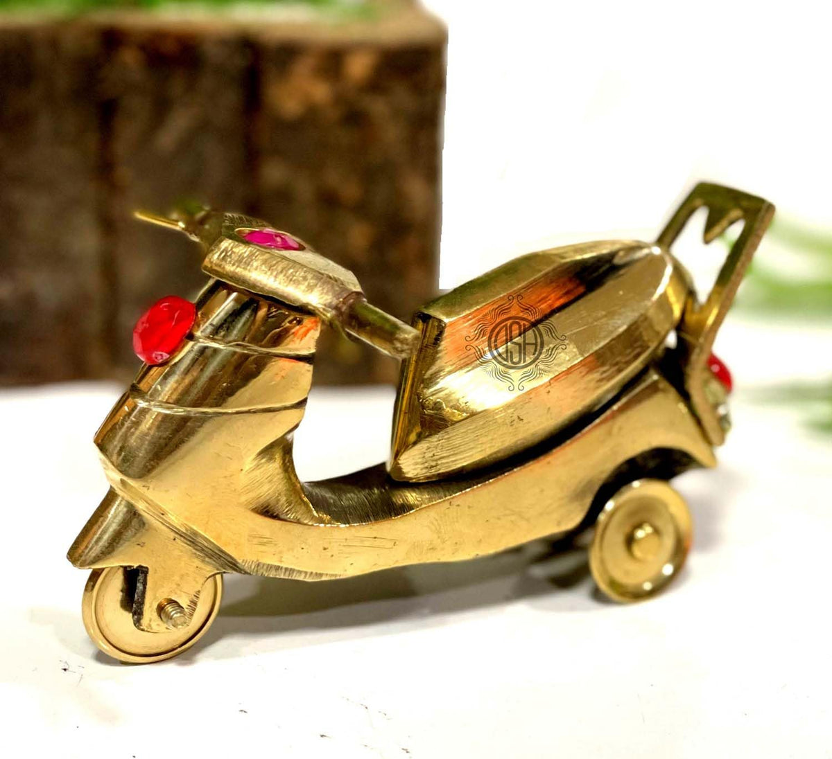 DSH Brass Nautical Scooter Miniature, Table top Showpiece Metal Display Showpiece and Home Decor (Toy)