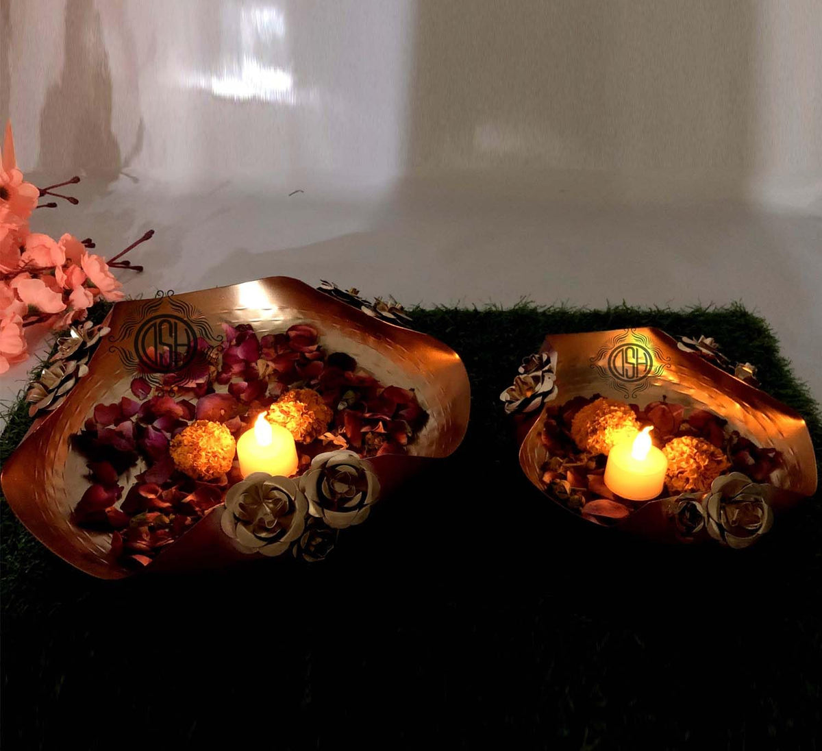 DSH Urli Bowl for Floating Flowers and Candles (Red and Gold) - Set of 2