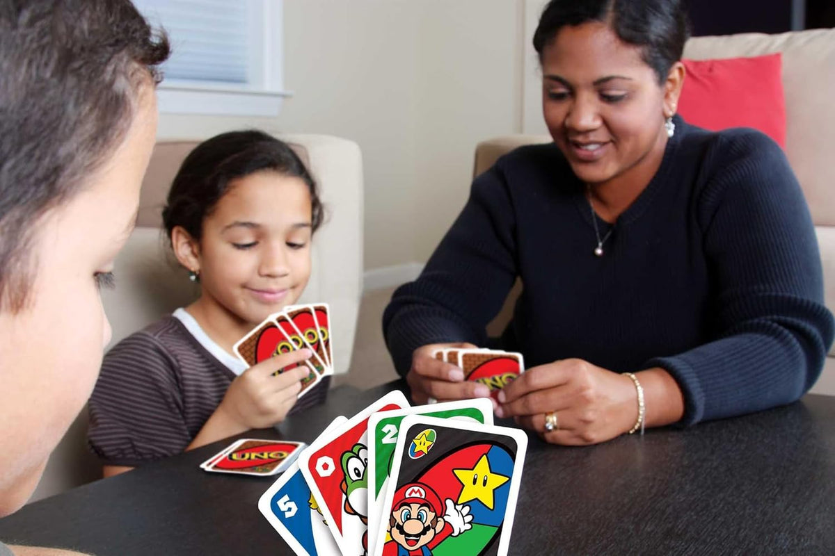Mattel Games UNO Super Mario Card Game Animated Character Themed Collector Deck 112 Cards with Character Images, for Kids Ages 7 Years Old & Up,multicolor
