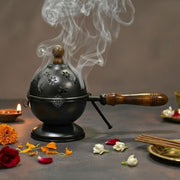 DSH Metal Loban Dani with Wooden Handle Round Dhoop Dani Incense Burner for Bakhoor, Sambrani, Puja & Home Fragrance (LBN-DOM-Black)