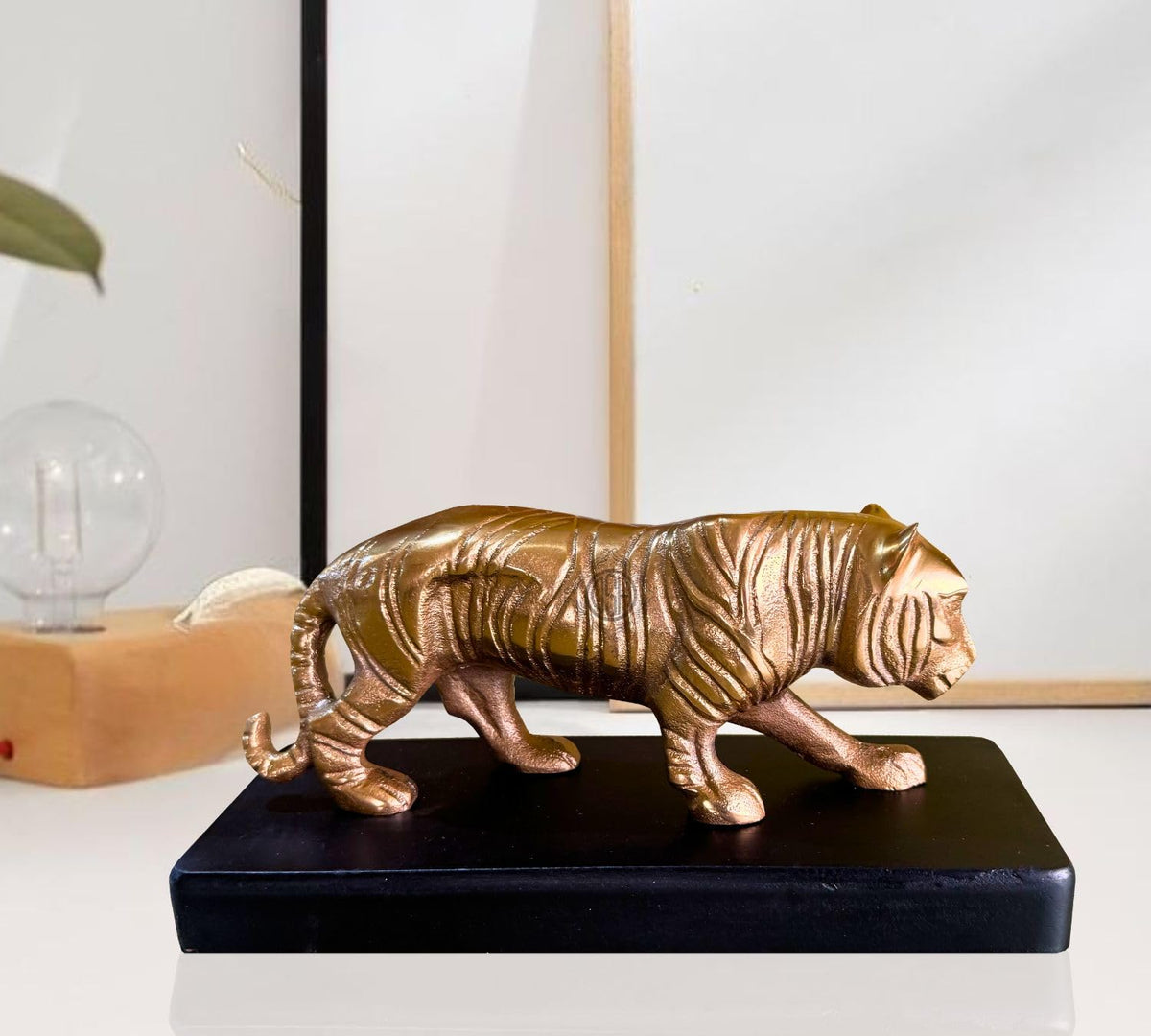 DSH Pure Brass Tiger Showpiece for Home Decor Living Room Decorative Items Best Gift Items for Home Decoration (Small)