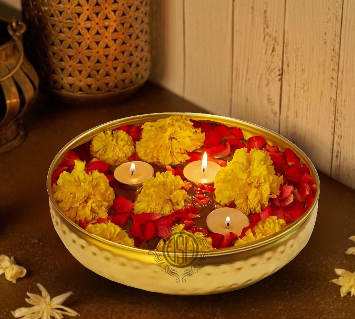 DSH Round Shape Hammered Design Decorative Urli Bowl for Home Handicraft Bowl for Floating Flowers and Tea Light Candles Diwali Decoration Items (10 Inch)