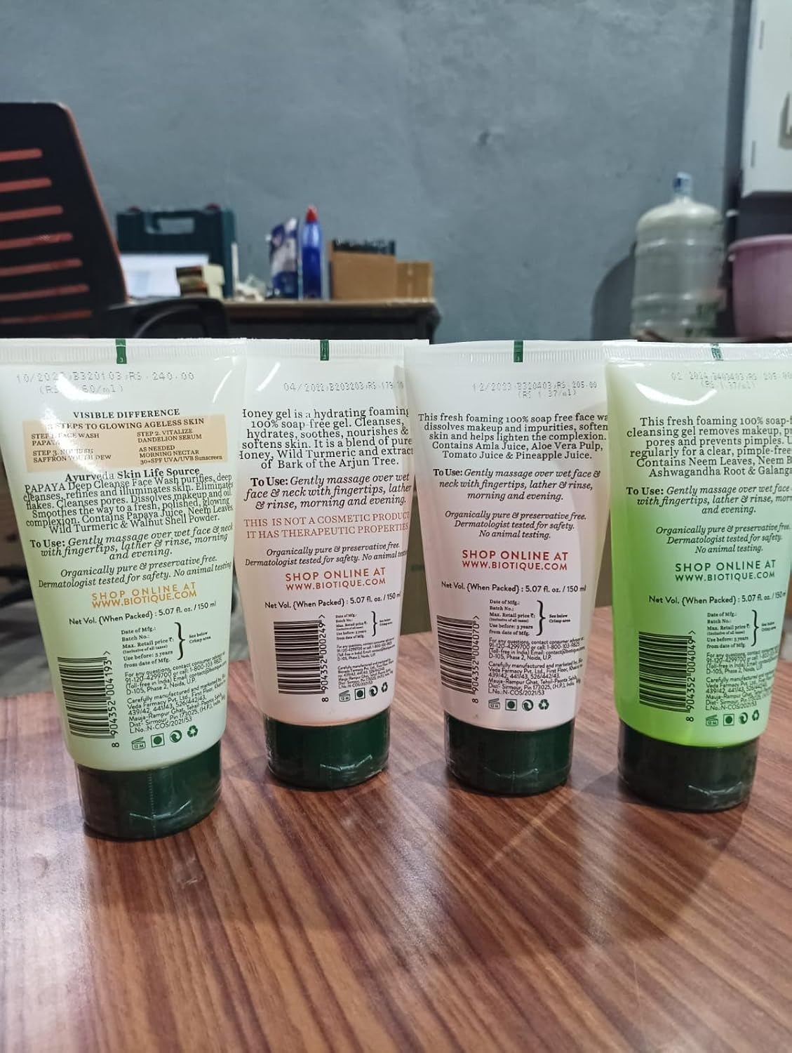 BIOTIQUEBIOWhiteAdvanceFairness,150ml&BIOHONEYGELRefreshingFoaming,150ml&BIONEEMPurifying,150ml&BIOPAPAYAVisiblyFlawless,150mlFaceWash(600ml)