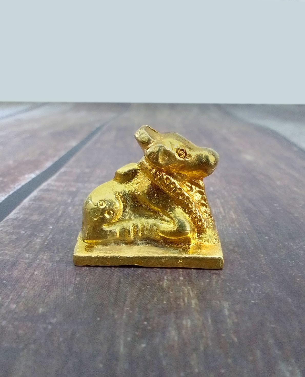 SHINDE EXPORTS Small Brass Nandi Idol Statue vastu Bull murti for Pooja at mandir Home (Brass Nandi 3cm)