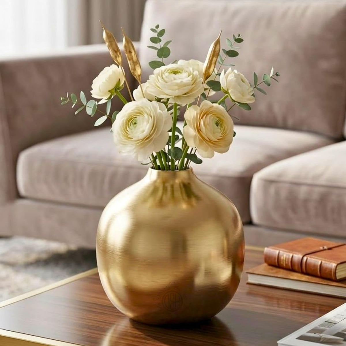 DSH Metal Flower Vase for Living Room Decor, Modern Decorative Tabletop Vase for Center Table, Console Table, Shelf, Office and Home Decoration