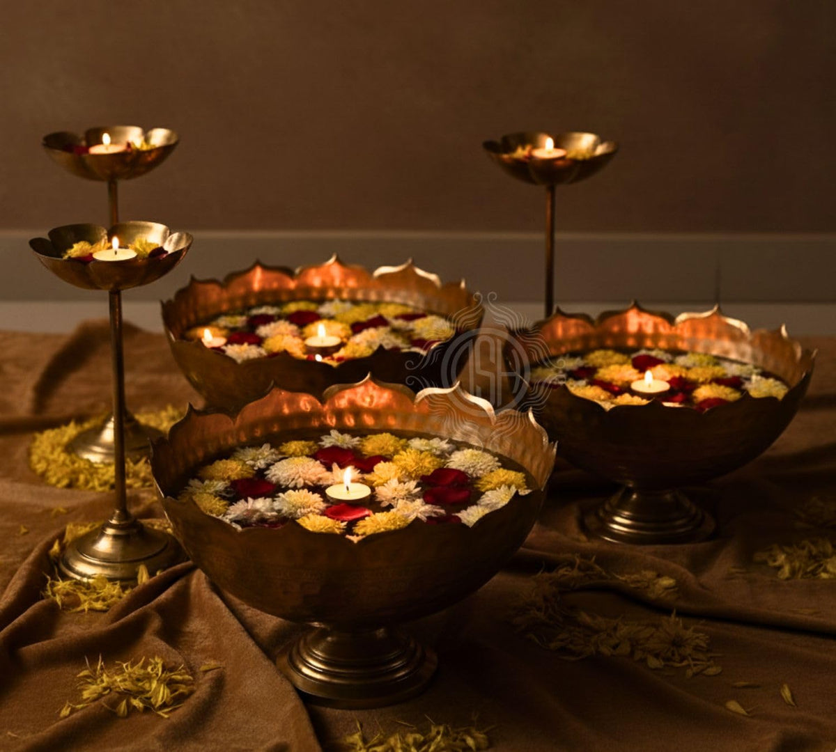 DSH CRAFTING YOUR CURIOSITY Urli Bowl for Home and Festival Decor - Show Piece for Floating Flowers, Candles, and T Lights - Taj Bowl Candle Stand With Floating Diyas, Gold