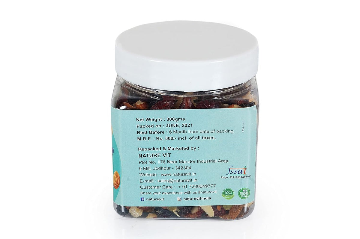 NatureVit Mixed Berries, Nuts and Seeds 300 Gram Jar Pack | Super Trail Mix with 20+ Assorted Ingredients | Dry Fruit, Super Seeds & Dried Fruits Combo | Immunity Booster Snack
