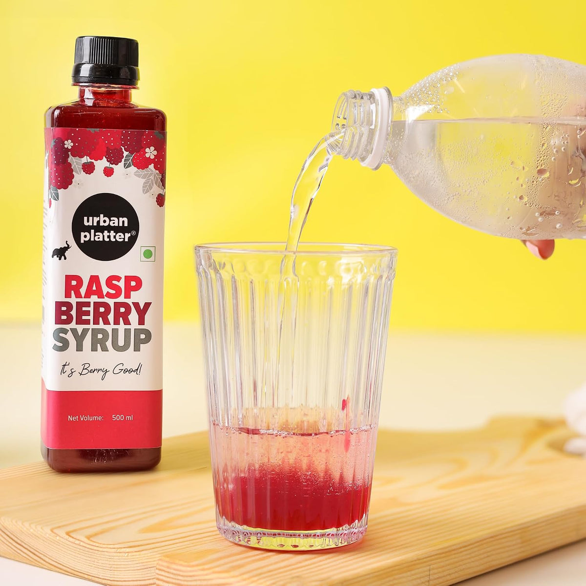 Urban Platter Raspberry Syrup, 500ml / 17fl.oz [Plant-Based, Thick, Real Fruits]