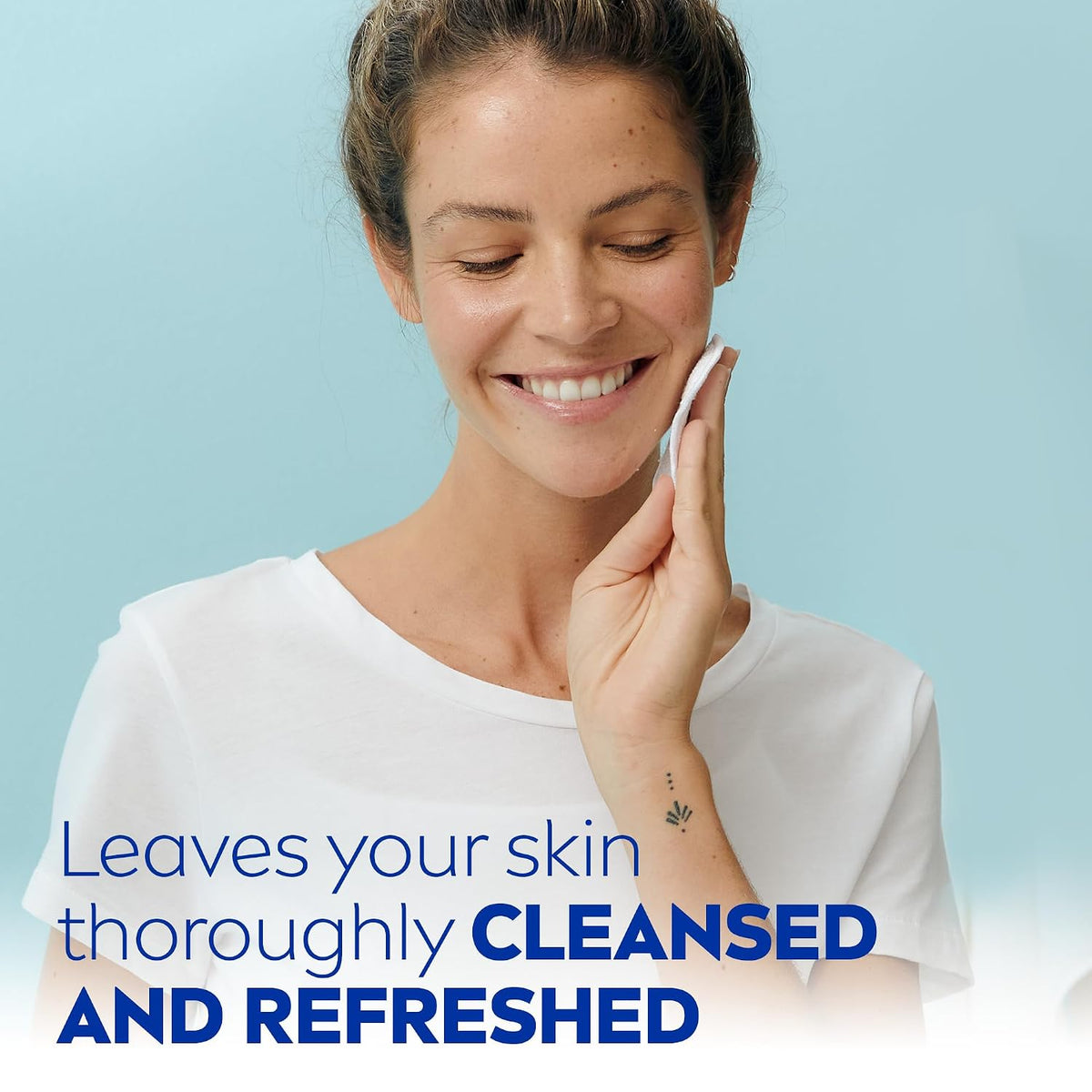 Nivea Visage Refreshing Cleansing Milk (200ml)