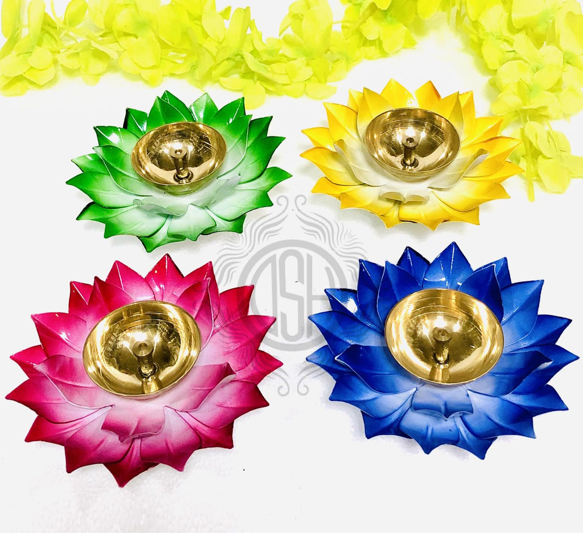 DSH CRAFTING YOUR CURIOSITY Brass Lotus/Kamal Design Diya Deepak | Akhand Jyot | Arti Poojan Temple Home Decor
