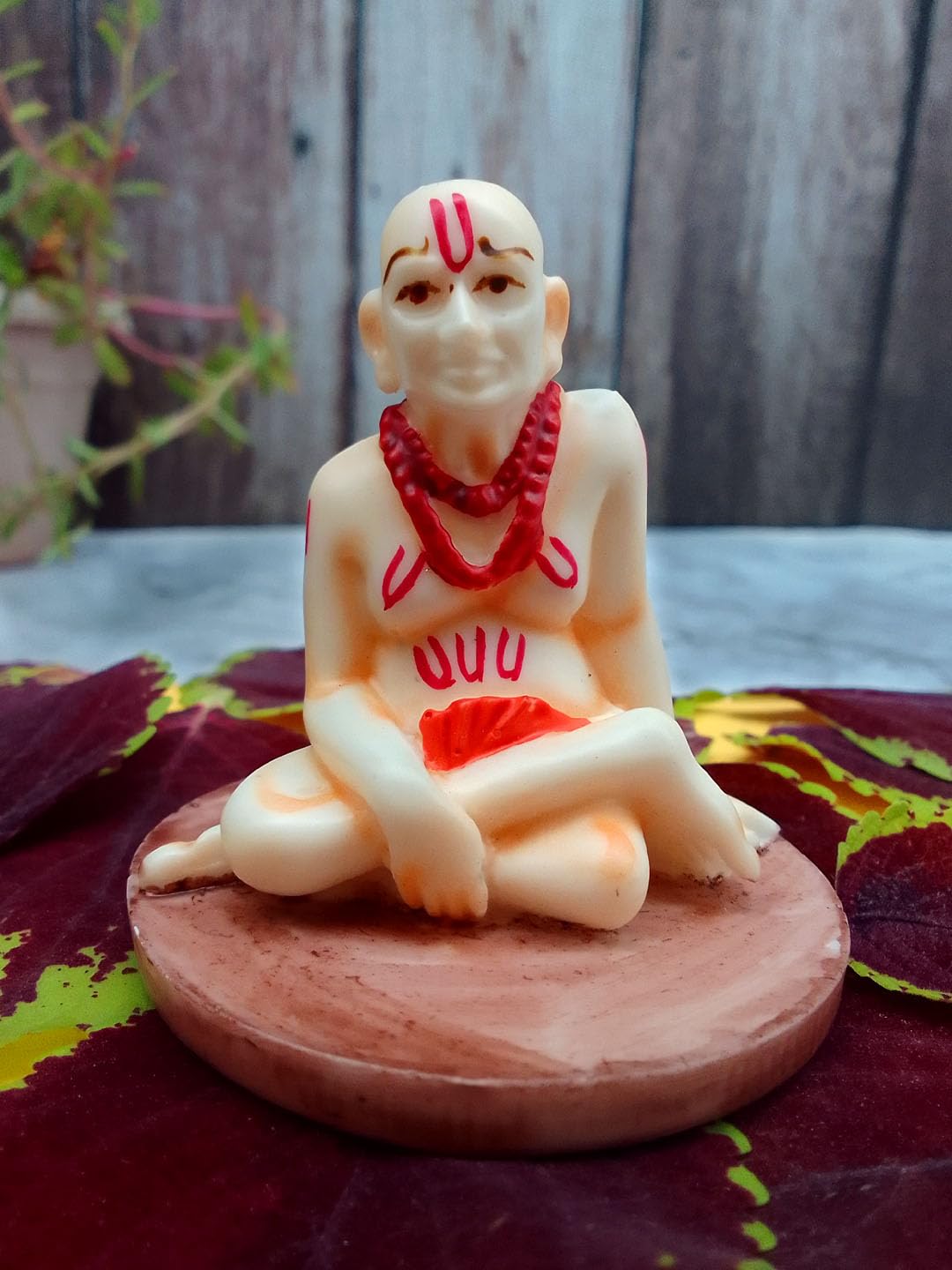 SHINDE EXPORTS Shree Swami Samarth murti Idol Statue for car Dashboard (6cm)