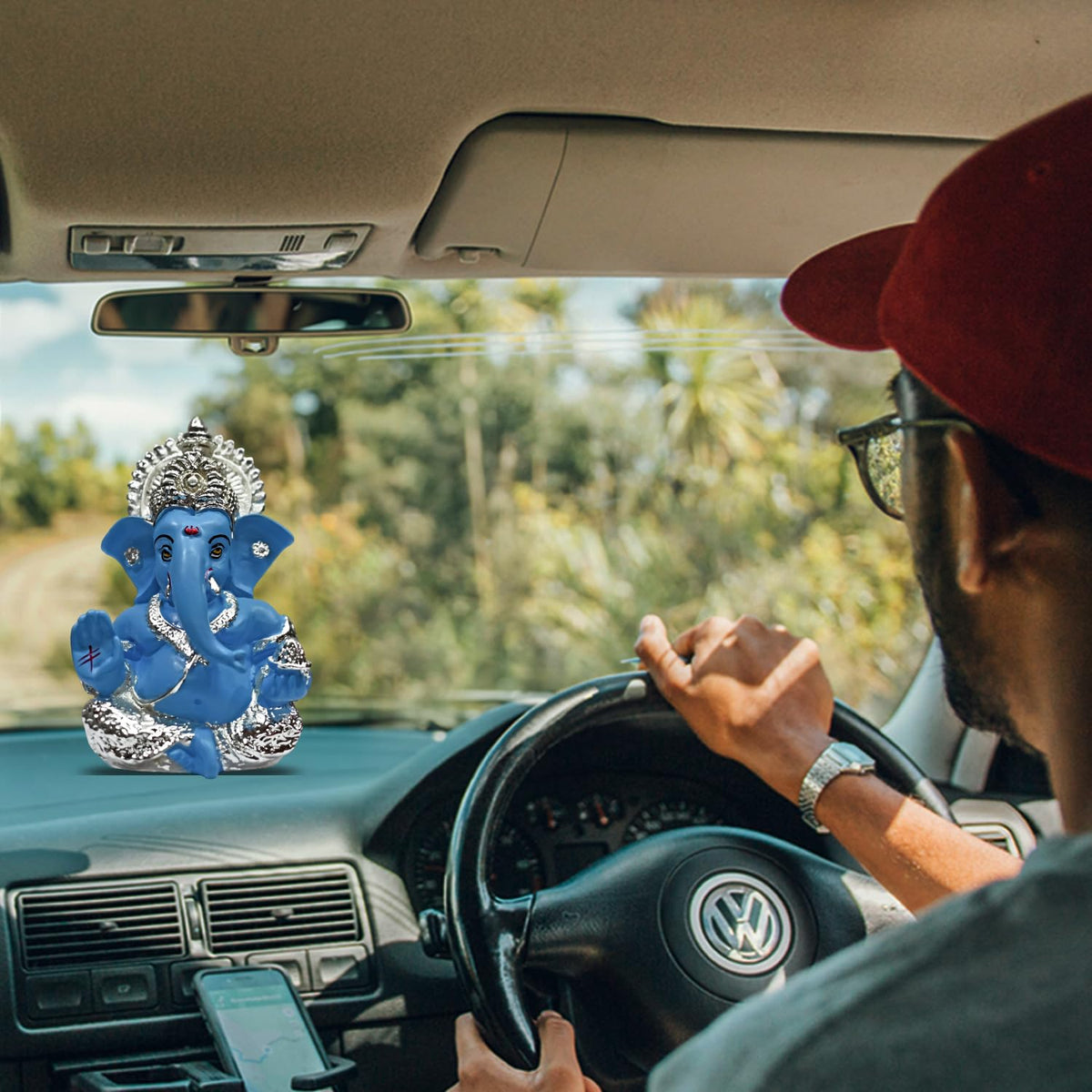 DIVINITI 999 Silver Plated Ganesha Idol for Car Dashboard Puja |Ganesh Idol for Car Dashboard Ganpati for Gift 3.5 inches |Ganesh Statue Gift for Puja Room Figurine (8.89 x 5.08 cm) (Sky Blue)