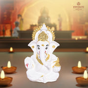 DIVINITI 24K Gold Plated Resin Lord Ganesha Idol for Car Dashboard, Tabletop|Ganesh Statue for Good Luck and Success|Ganpati Murti for Home Decor Mandir, Office Desk Puja Gift White (8.4x4.2cm)