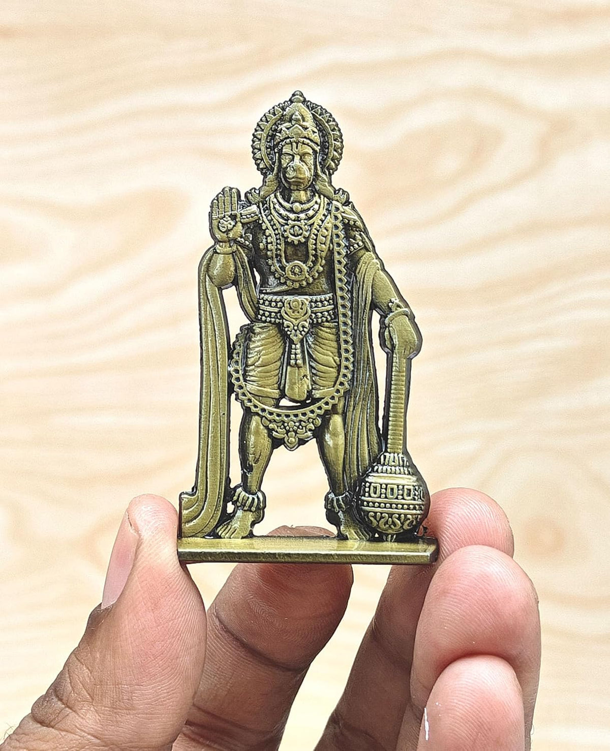 SHINDE EXPORTS Metal Lord Hanuman Idol Statue, Small Size 4.5 cm, Brass Material, Glossy Finish, Classic Style, for Car Dashboard, Home, Office Desk, Religious Theme (Bronze)