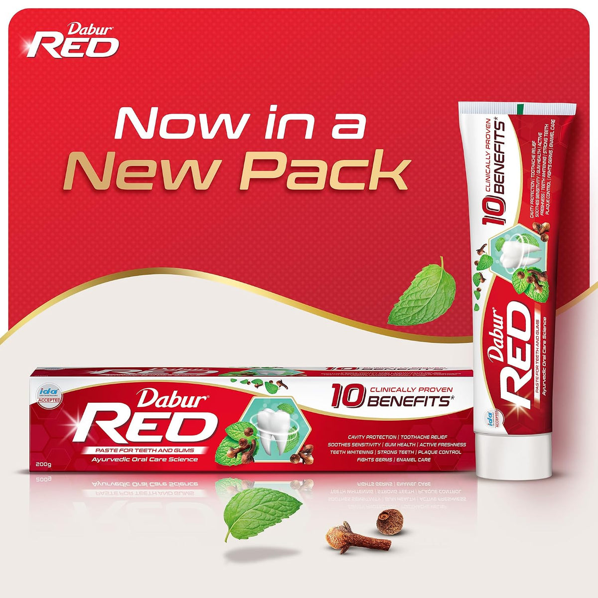 Dabur Red Paste - India's No.1 Ayurvedic Paste, Provides Protection Plaque Removal, Toothache, Yellow Teeth, Bad Breath- 800g (200gm*4)