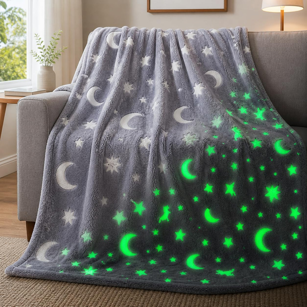 Toy Imagine Glow Blanket for Kids 3–10 Years 150 x 120 cm Glow in The Dark Blanket Soft Flannel Fleece Throw Soft Cozy Warm All Season Blankets for Boys and Girls Gift Grey