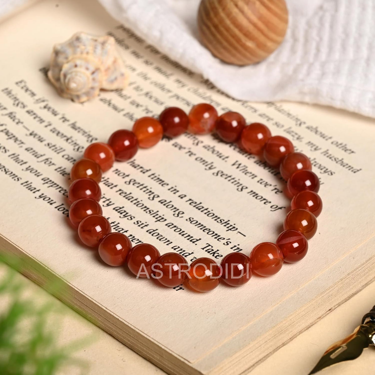 Astrodidi Natural Certified Red Sulemani Yamini Carnelian Hakik Stone Bracelet Help to Courage, Confidence, Emotional Stability, Focus and Clarity | Reiki Feng-Shui Healing Crystal Gemstone Bracelet for Men and Women