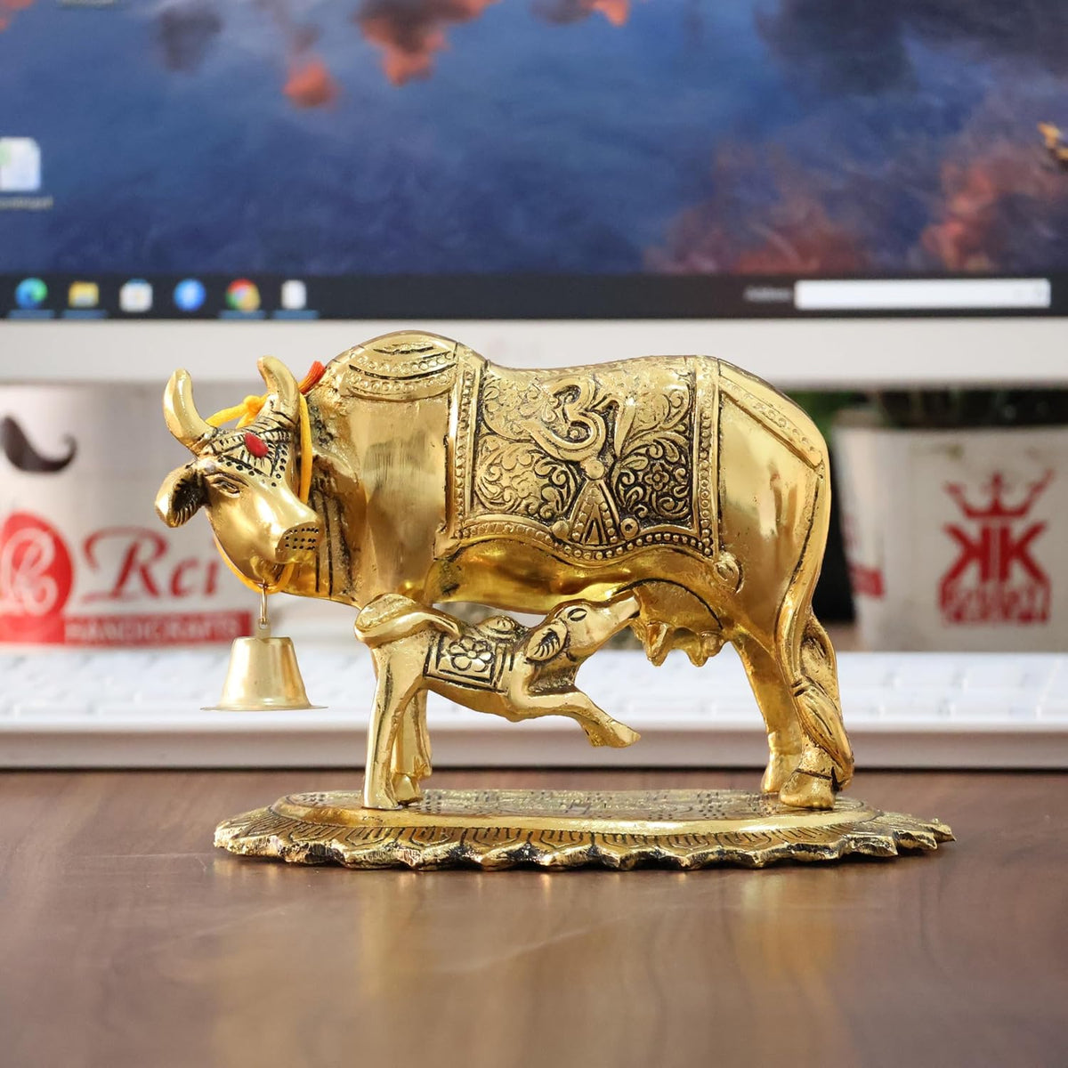 KridayKraft Metal Om Kamdhenu Cow and Calf Metal Statue for Good Luck,Feng Shui As Table Top Figurine,Vastu,Religious Gau MATA Idol Home,Office&Table Decorative,Animal