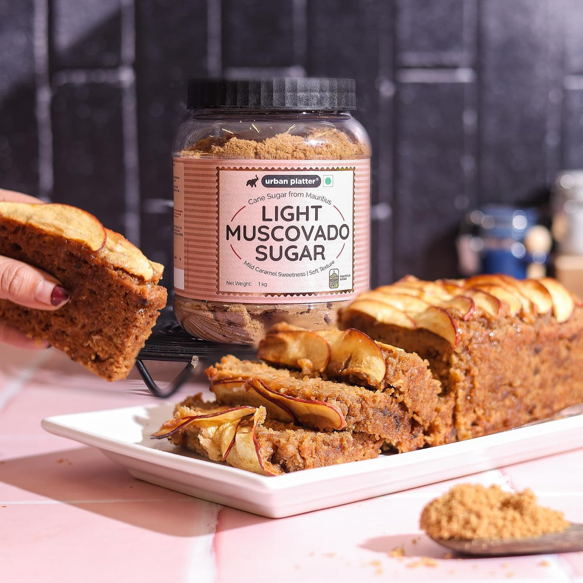 Urban Platter Mauritian Light Muscovado Sugar, 1kg (Golden Hues & Gentle Molasses | Great for Bakes, Caramels & Sauces)
