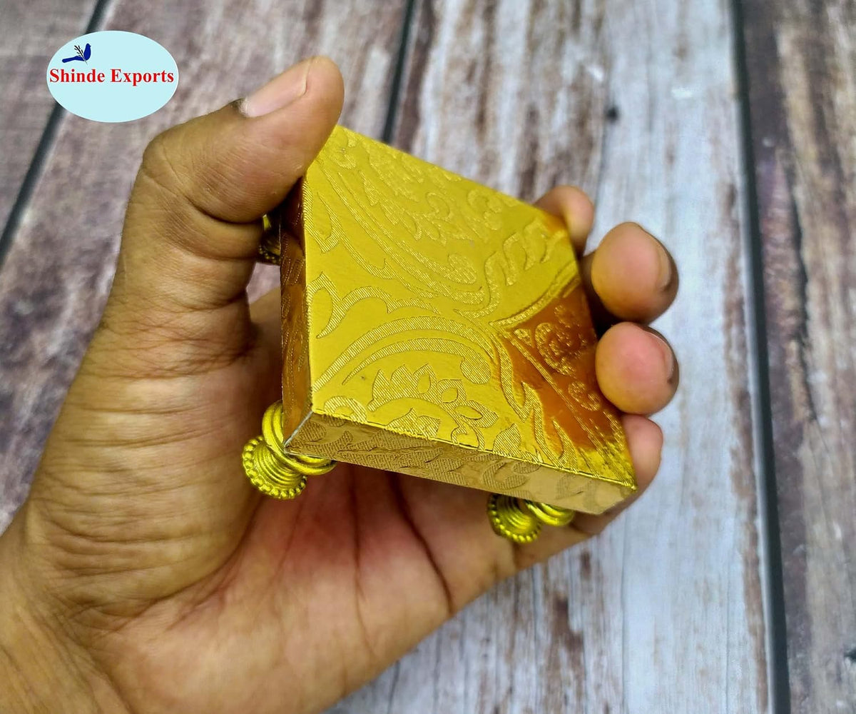 SHINDE EXPORTS Wooden Meenakari Bajot Velvet chowki for Idols and Pooja Articles (Multicolour)