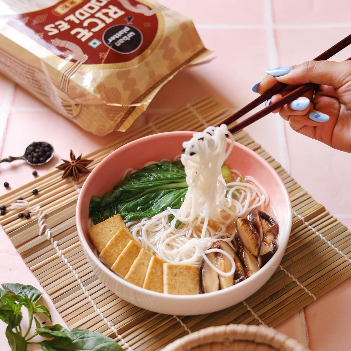 Urban Platter Rice Noodles, 400g (Naturally Gluten Free, Made with Rice Flour, No Additives, Ideal for Pan Asian Cooking)