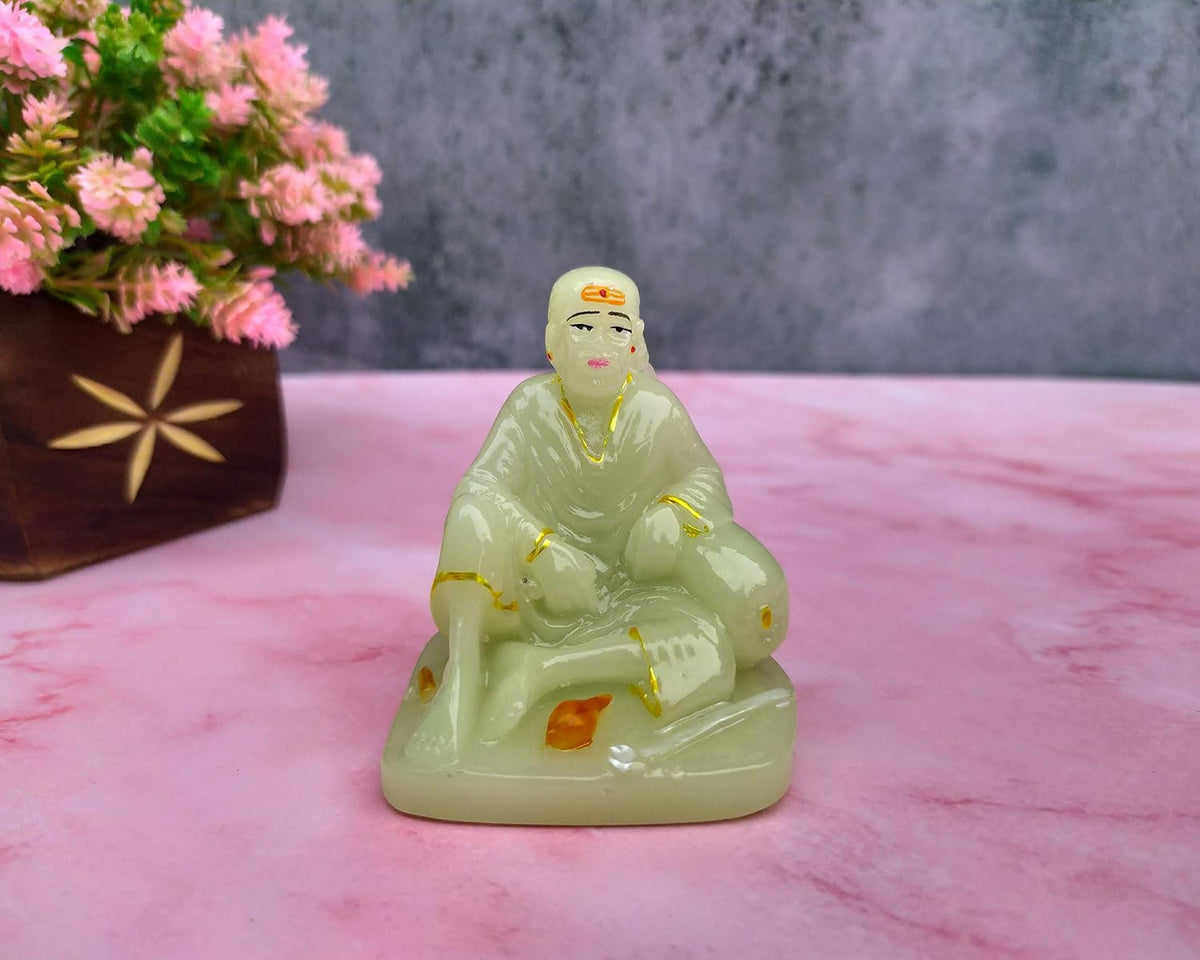 SHINDE EXPORTS Lord Saibaba Night Glow (Radium) Idol 3 inches for car Dashboard and Gifting
