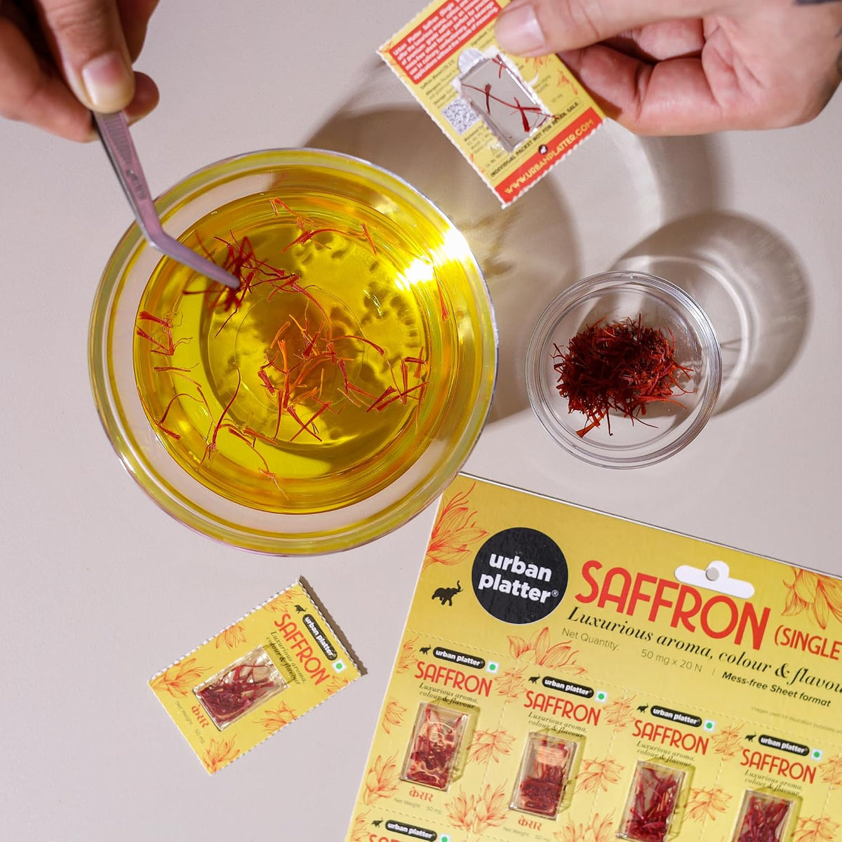 Urban Platter Kashmiri Mongra Saffron Single-Serve Set, 1gm (50mg x 20N) (Grade A | Pre-Portioned Single-Use Packs | Rich Aroma & Flavour)