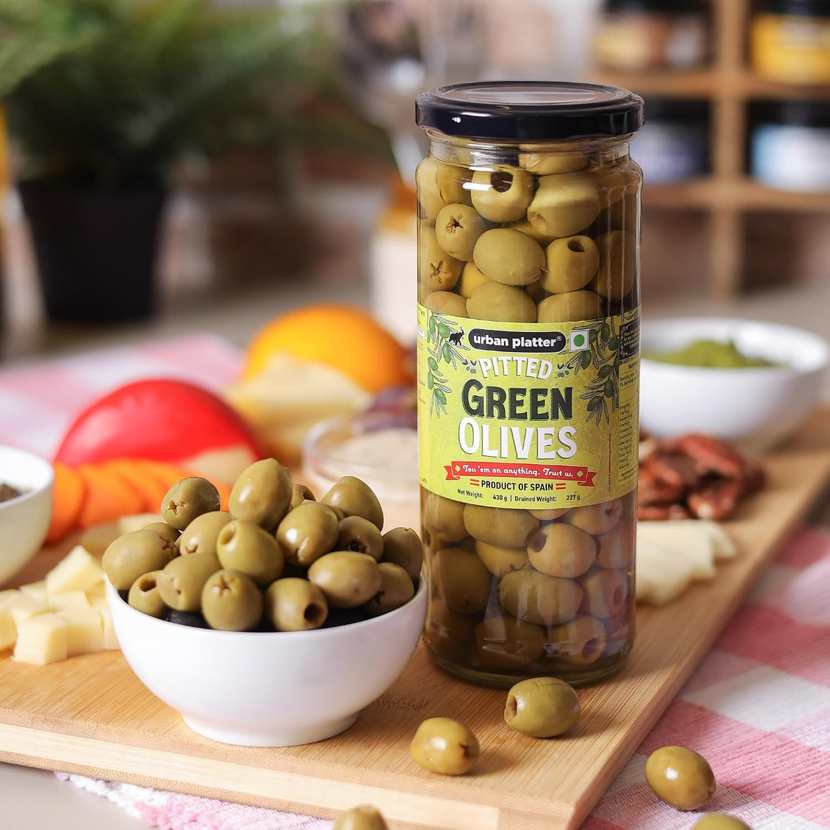 Urban Platter Pitted Green Spanish Olives, 430g (Whole & Seedless | Crisp & Tangy Mediterranean Flavour | Great for Salads, Mezze, Sandwiches & Snacking)