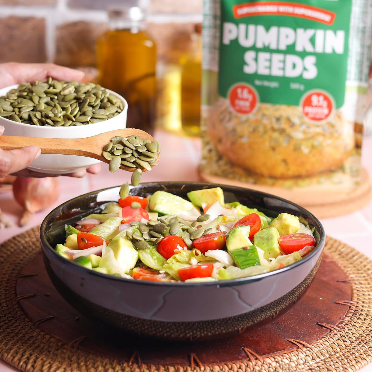 Urban Platter Pumpkin Seeds, 1kg (Pepitas, Naturally Rich in Protein & Healthy Fats, Snack, Sprinkle & Bake)