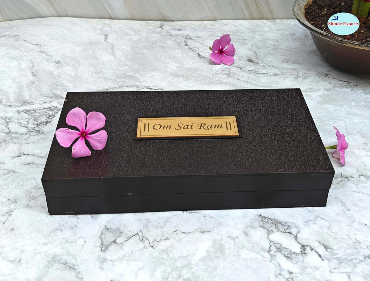 SHINDE EXPORTS Shirdi Sai Baba Charan paduka Gift Box for puja (21x11.5cm)