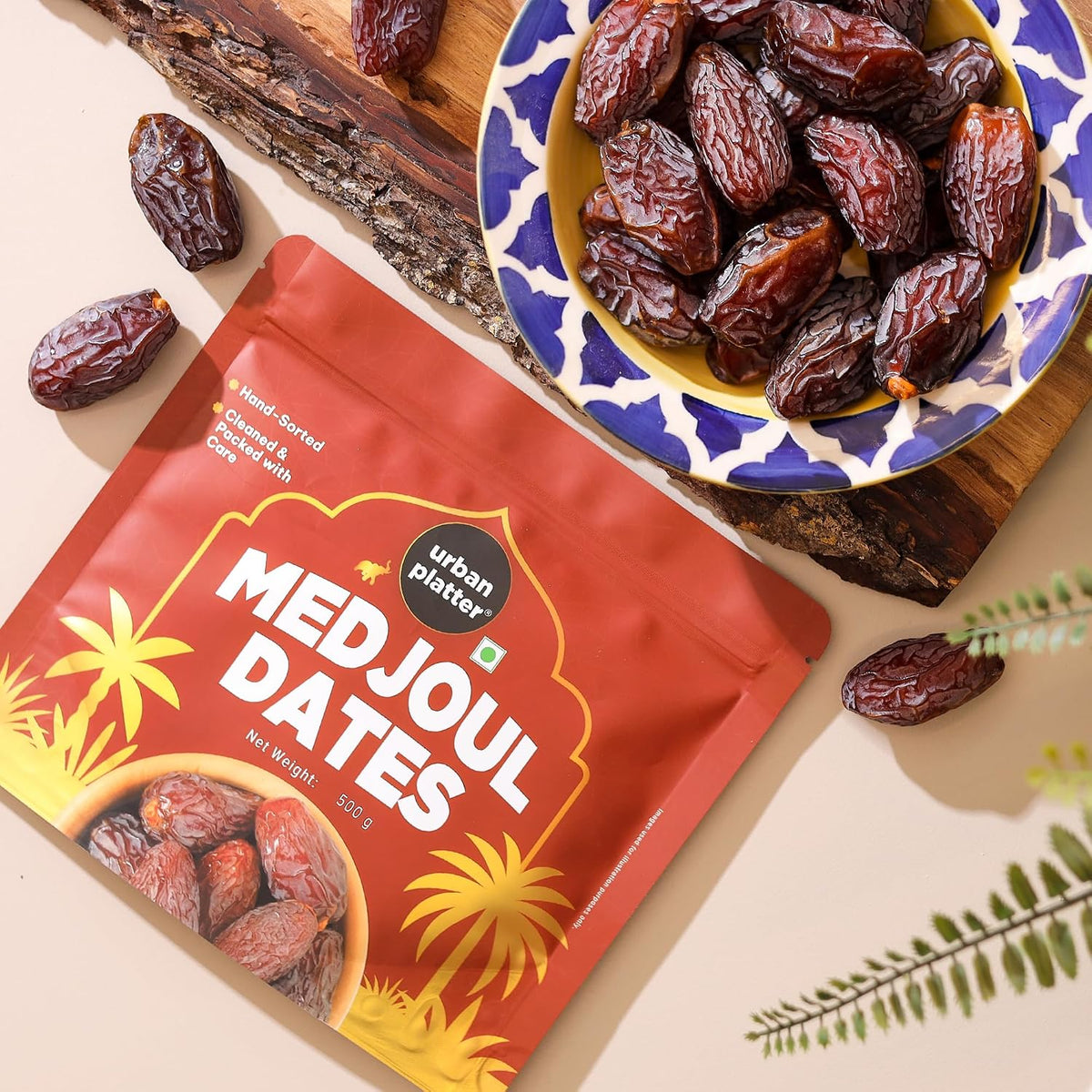 Urban Platter Medium Medjoul Dates, 500g (Hand-Sorted | Moist & Caramelly Texture | Perfect for Snacking & Gifting)