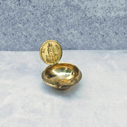 SHINDE EXPORTS Shirdi Saibaba Figure Golden Brass Diya for puja for Home Decor (4cm Siting Style Diya)