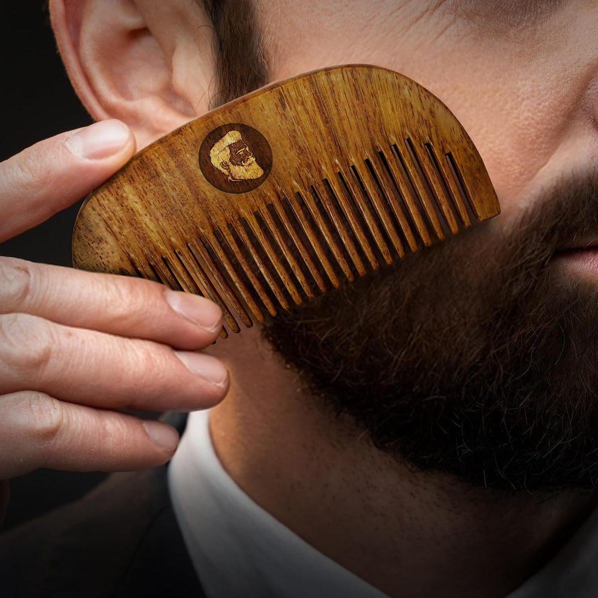 Beardo Compact Wooden Comb | Style your beard hassle-free | Pocket-size Elegant Comb for hair & Beard styling | Light Weight For Healthy & Stylish Beard