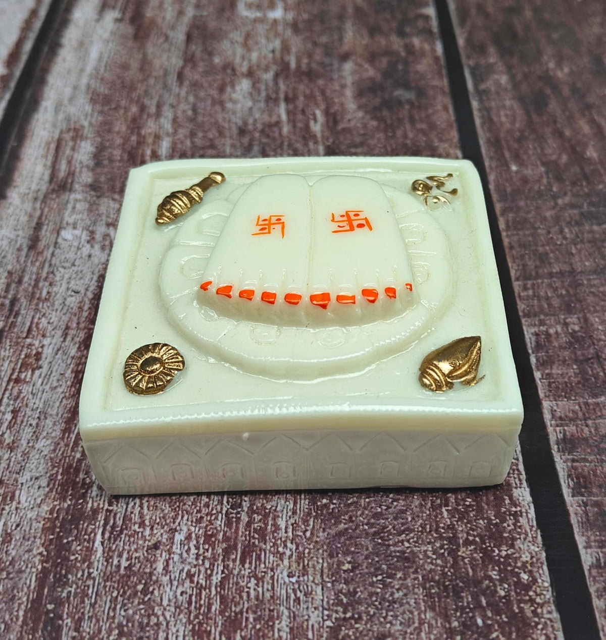 SHINDE EXPORTS Small Marble charan Kamal paduka for puja