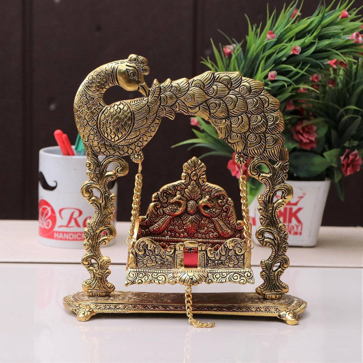 KridayKraft Metal Laddu Gopal Jhulla for Janmastmi Festive Gold Plated Decor Your Home Metal Palna for Krishna ji, Temple Office,Gift Article.
