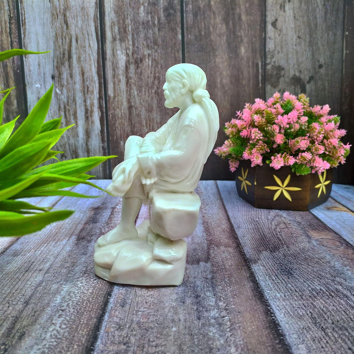 SHINDE EXPORTS Shirdi Saibaba Marble Idol for car Dashboard and Gifting (6 inches)