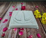SHINDE EXPORTS Marble Charan Paduka for Puja (White, Design 11)