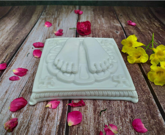 SHINDE EXPORTS Marble Charan Paduka for Puja (White, Design 11)