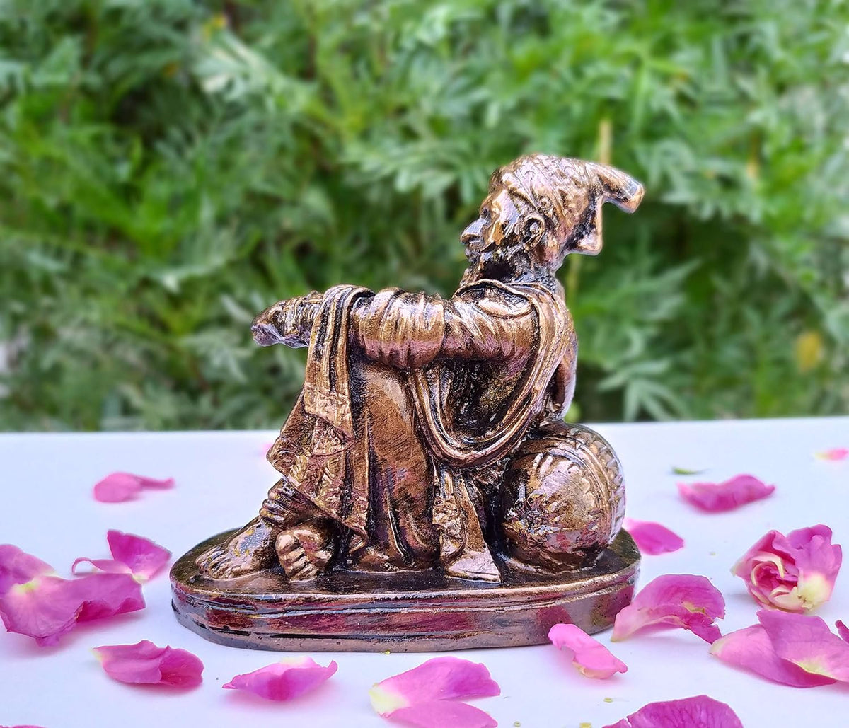 SHINDE EXPORTS Chatrapati Shivaji Maharaj Statue murti Idol for car Dashboard (Copper)
