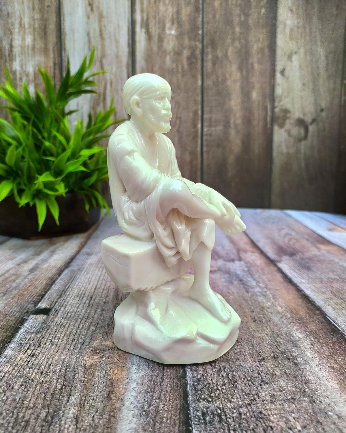 SHINDE EXPORTS Shirdi Saibaba Marble Idol for car Dashboard and Gifting (6 inches)