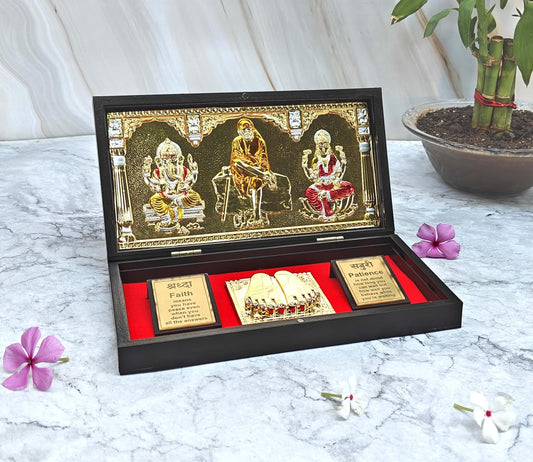SHINDE EXPORTS Shirdi Sai Baba Charan paduka Gift Box for puja (21x11.5cm)